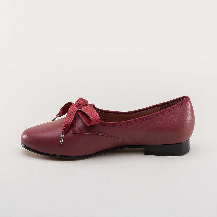 Naiset American Duchess | Bertie Ladies' Regency Pumps (Oxblood)