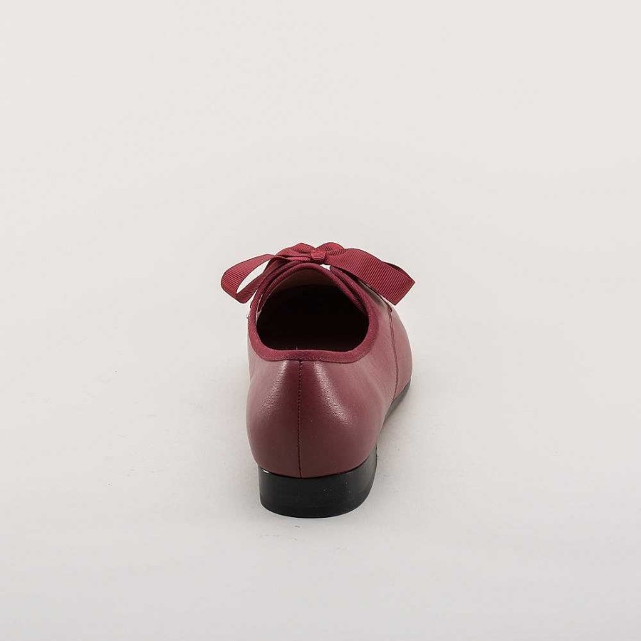 Naiset American Duchess | Bertie Ladies' Regency Pumps (Oxblood)